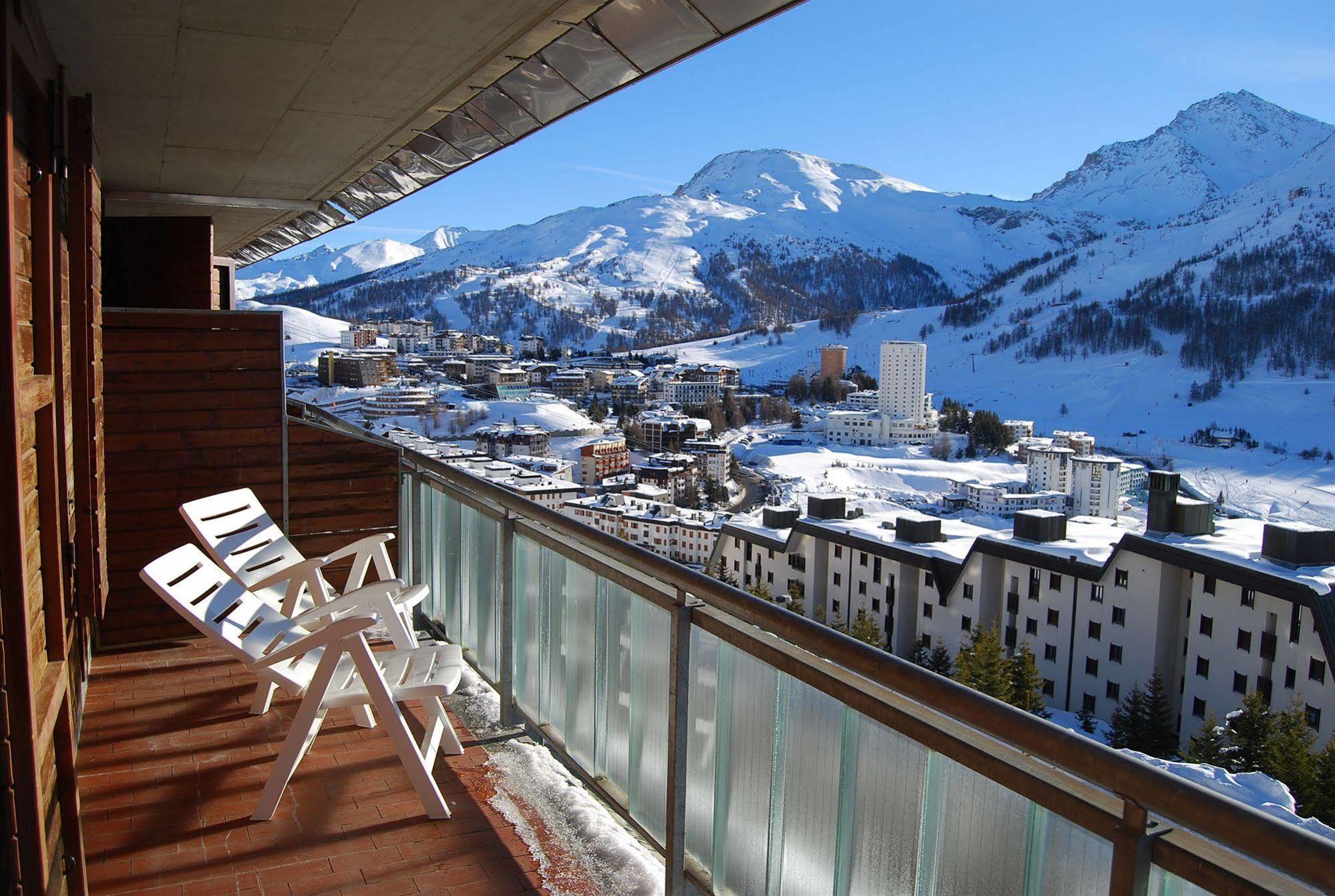 Palace 2 Residence Sestriere Eksteriør bilde